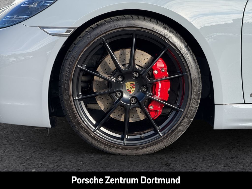 Porsche Boxster 2024