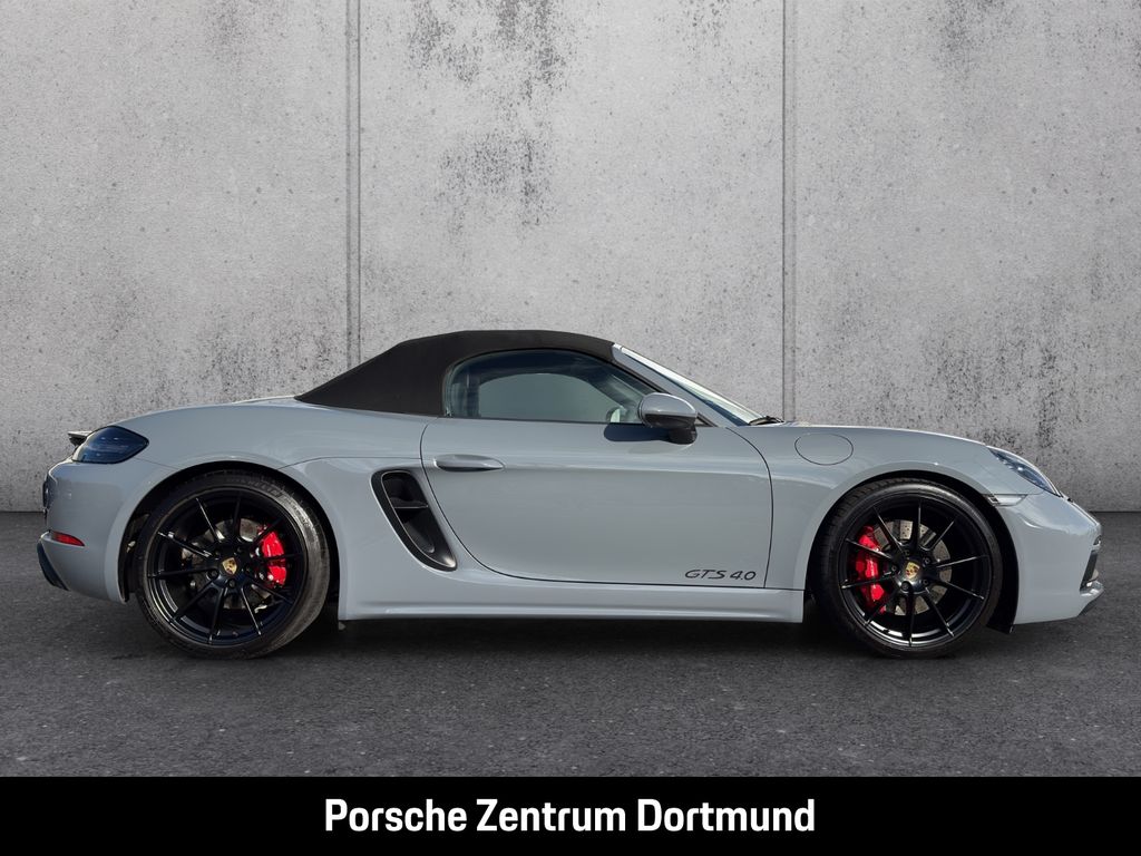Porsche Boxster 2024