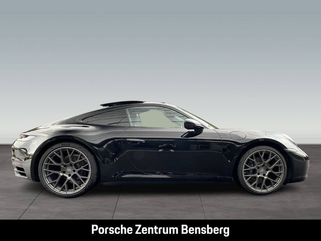 Porsche 992 2024