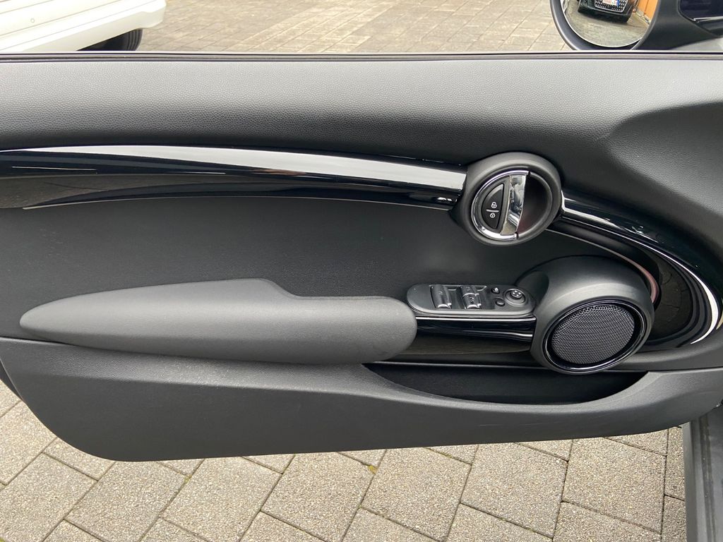 MINI Cooper Cabrio 2021