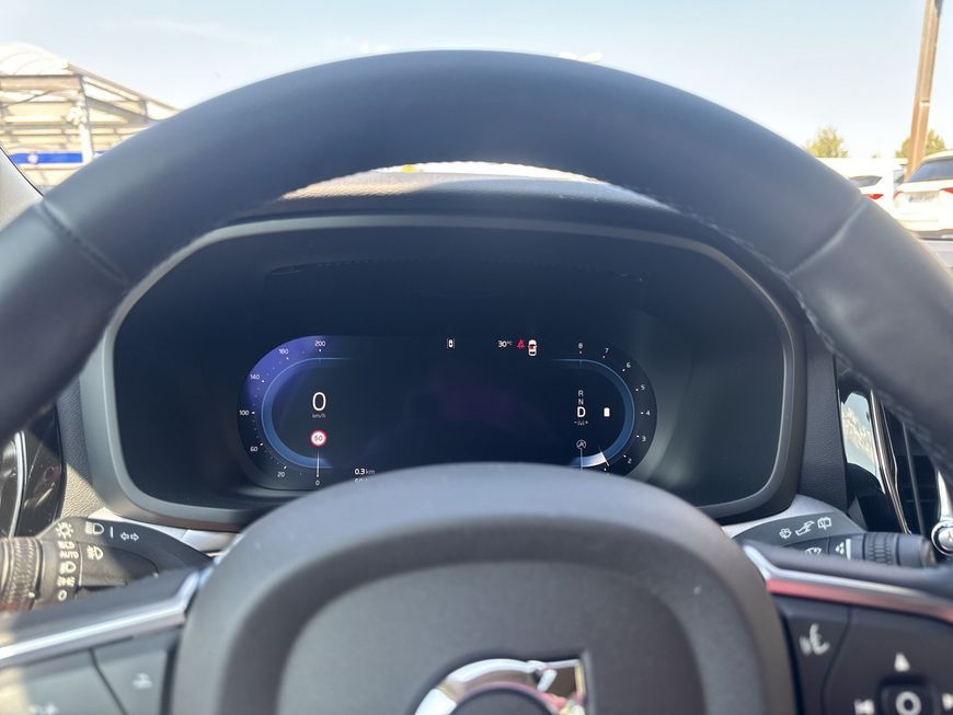 Volvo V60 2024