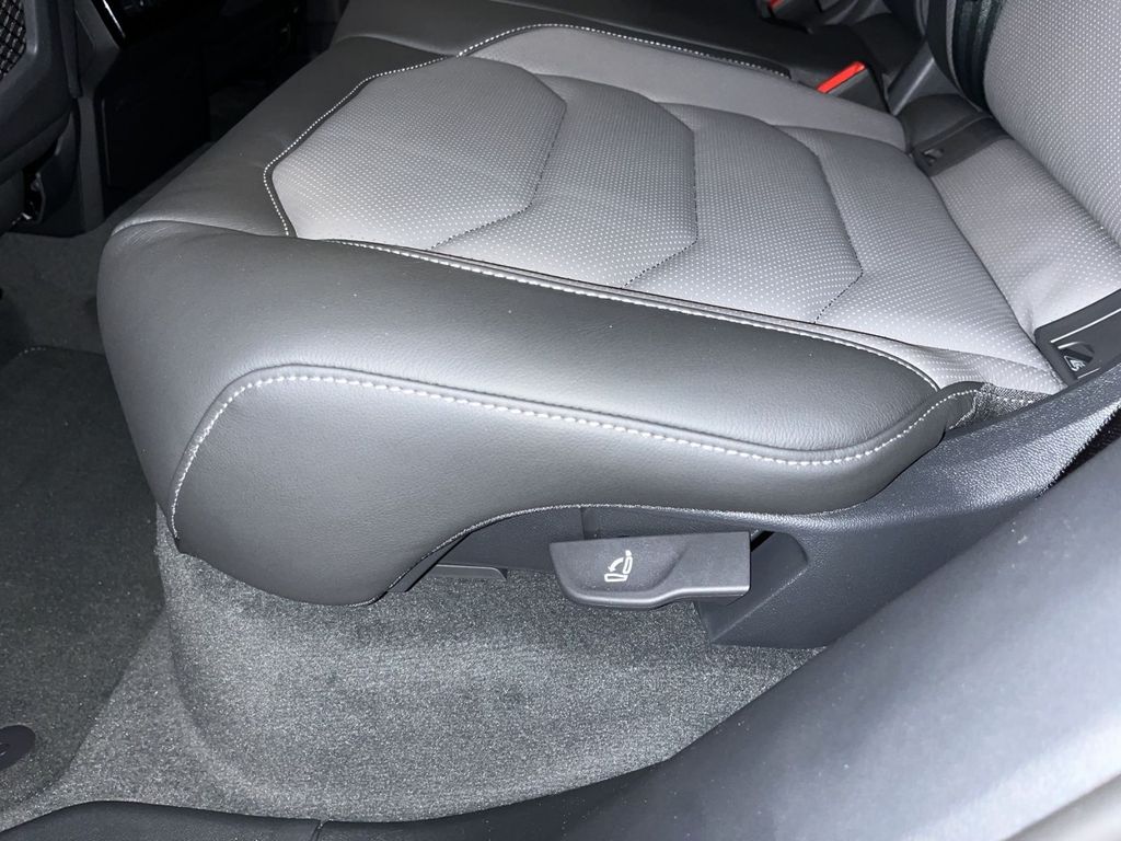 Volkswagen Touareg 2025