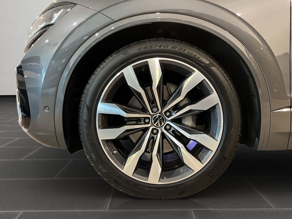 Volkswagen Touareg 2025