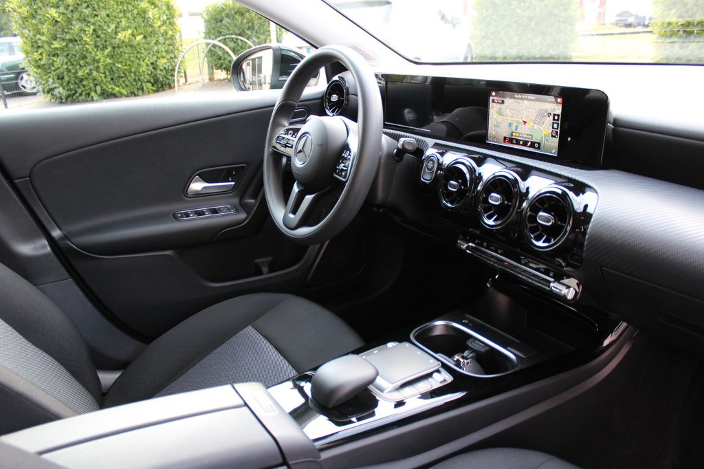 Mercedes-Benz A 250 2021