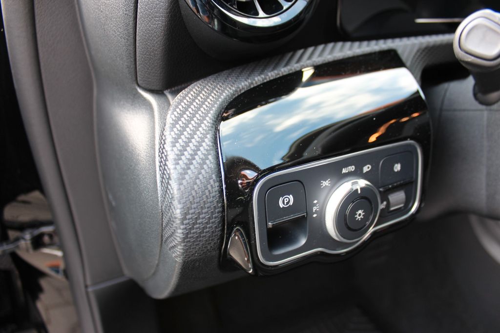 Mercedes-Benz A 250 2021