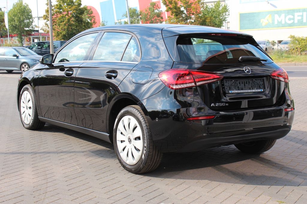 Mercedes-Benz A 250 2021