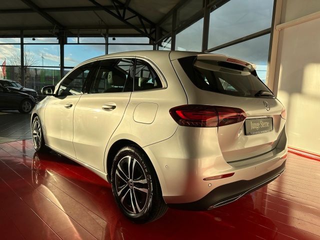 Mercedes-Benz B 200 2023