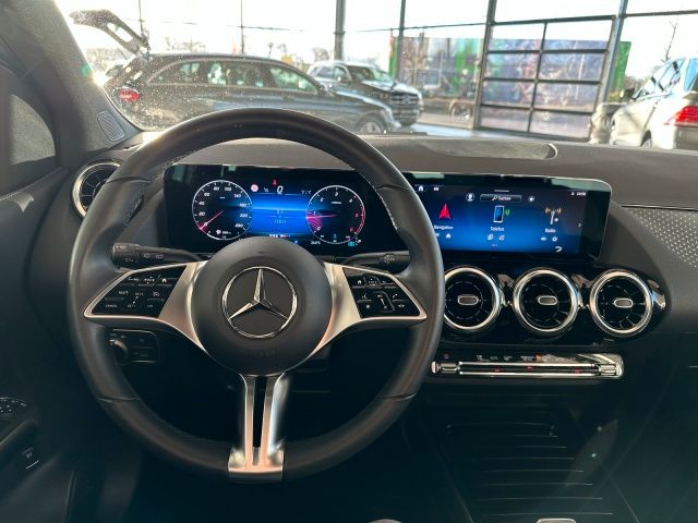 Mercedes-Benz B 200 2023