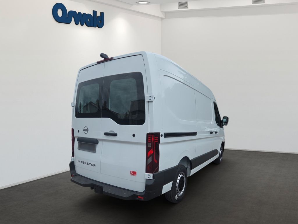 Nissan Interstar
