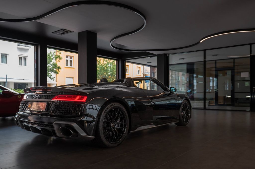 Audi R8 2024