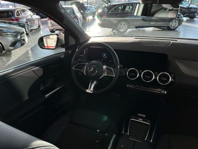 Mercedes-Benz B 200 2023