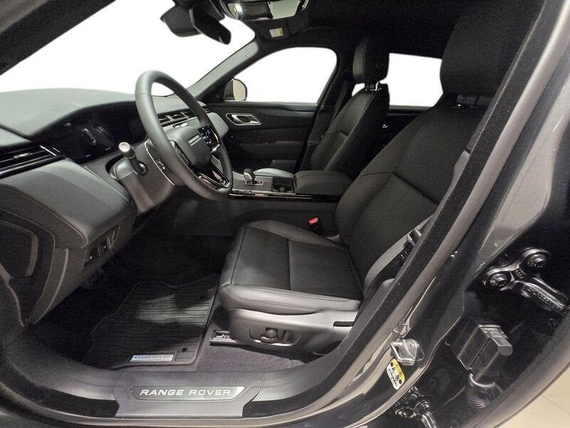 Land Rover Range Rover Velar 2025