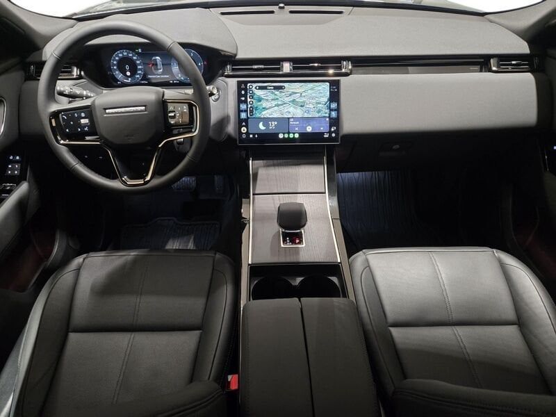 Land Rover Range Rover Velar 2025