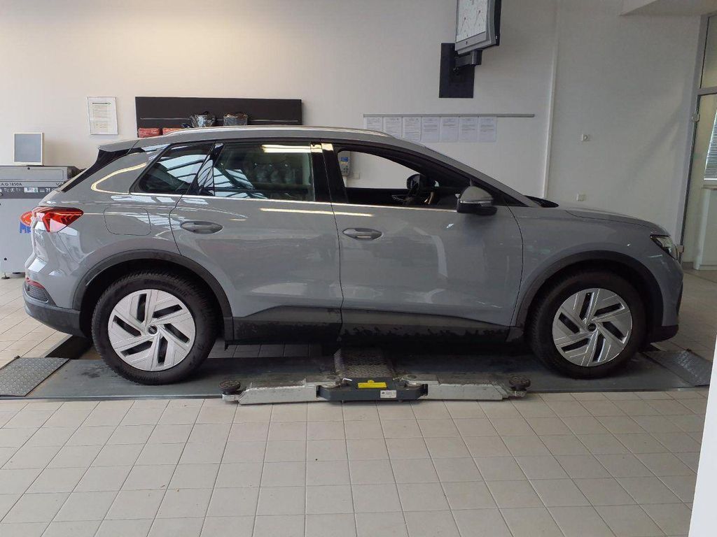 Audi Q4 e-tron 2023