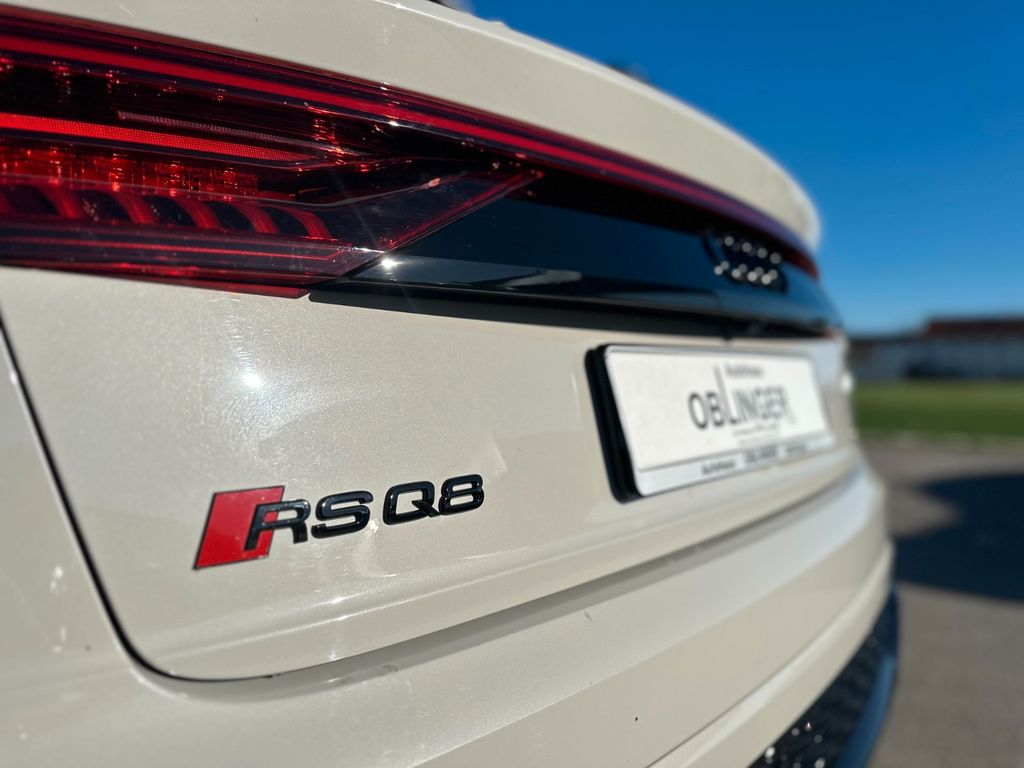 Audi RSQ8 2024
