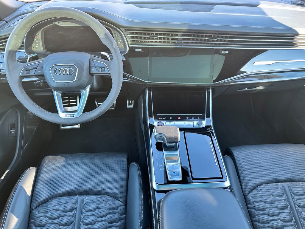 Audi RSQ8 2024