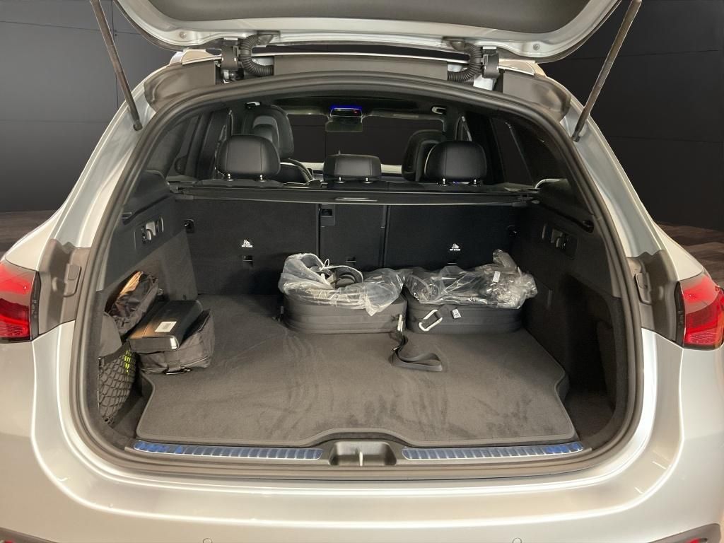 Mercedes-Benz GLC 300 2025