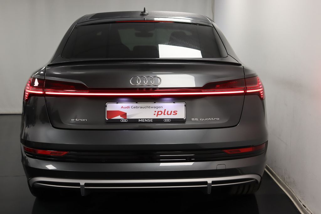 Audi e-tron 2023