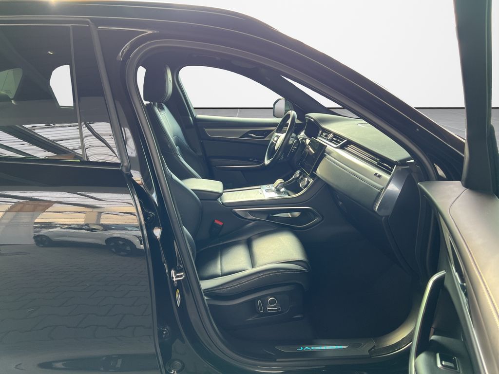 Jaguar F-Pace 2022