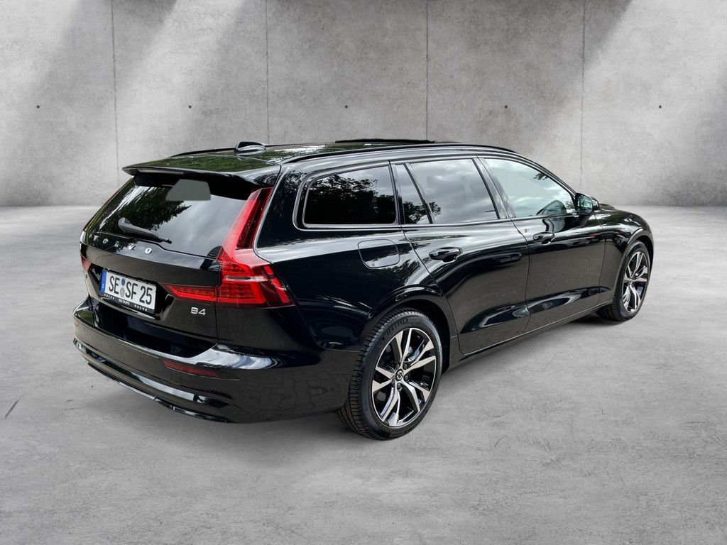 Volvo V60 2025