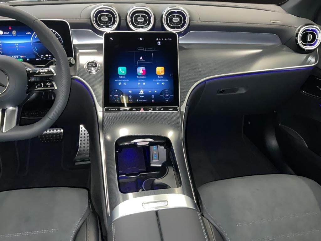 Mercedes-Benz GLC 300 2025