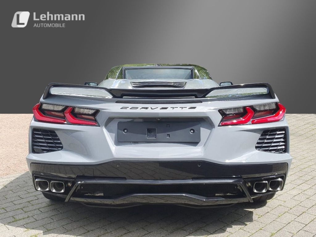 Corvette C8 2025