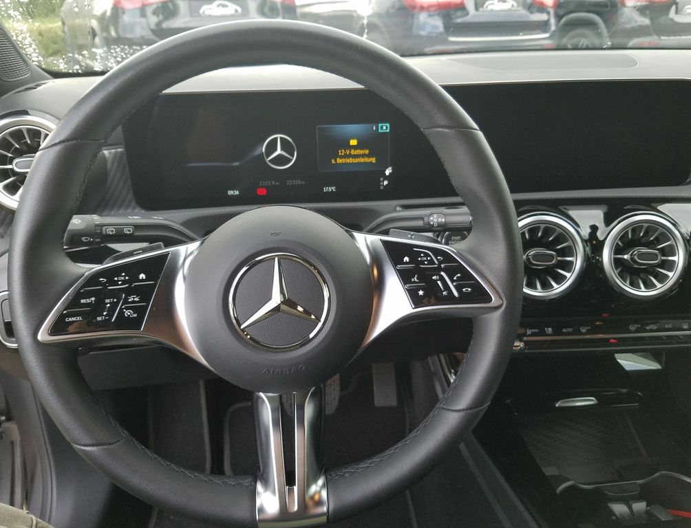 Mercedes-Benz A 250 2024