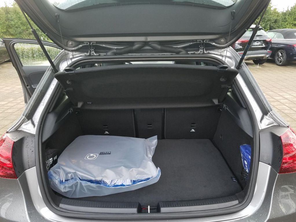 Mercedes-Benz A 250 2024