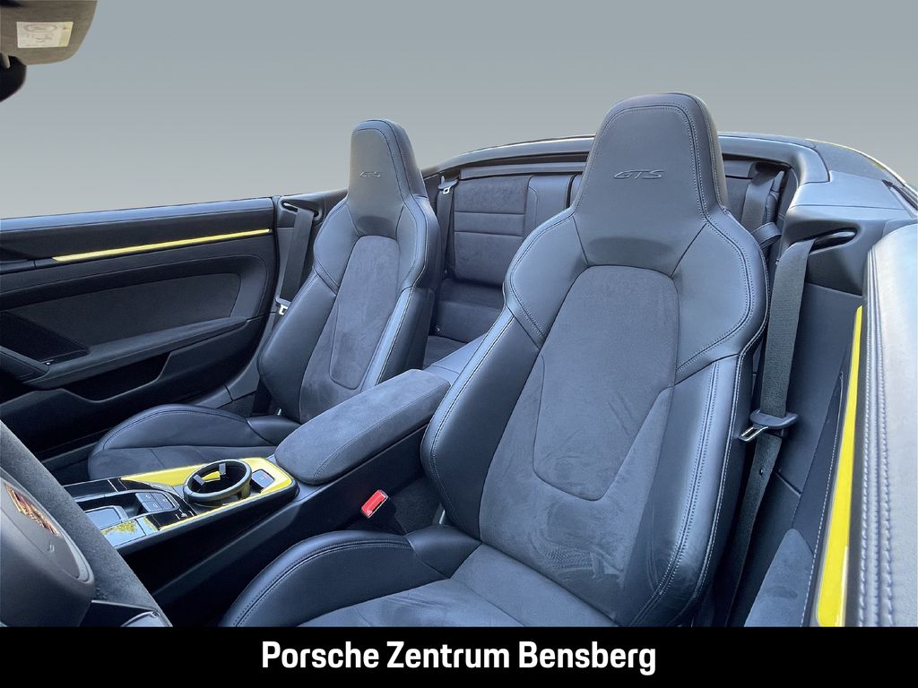 Porsche 992 2024
