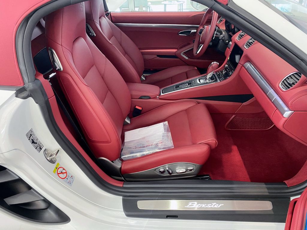 Porsche Boxster 2024