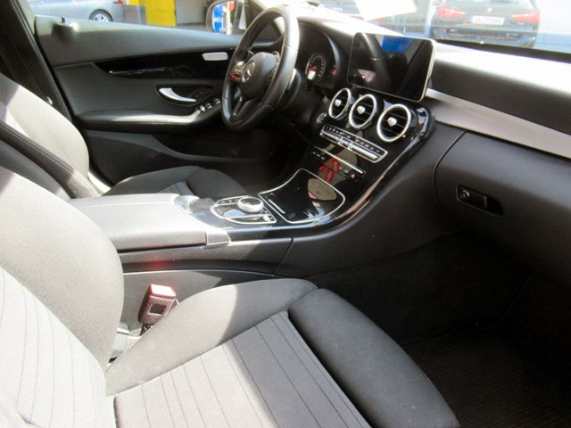 Mercedes-Benz C 220 2021