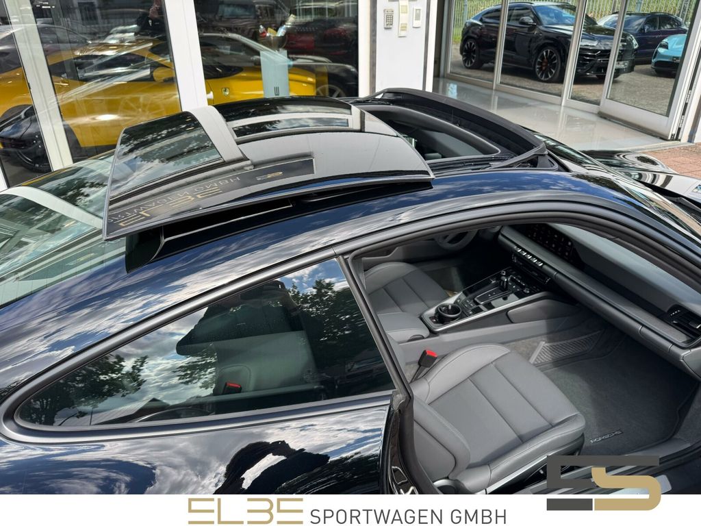 Porsche 992 2024