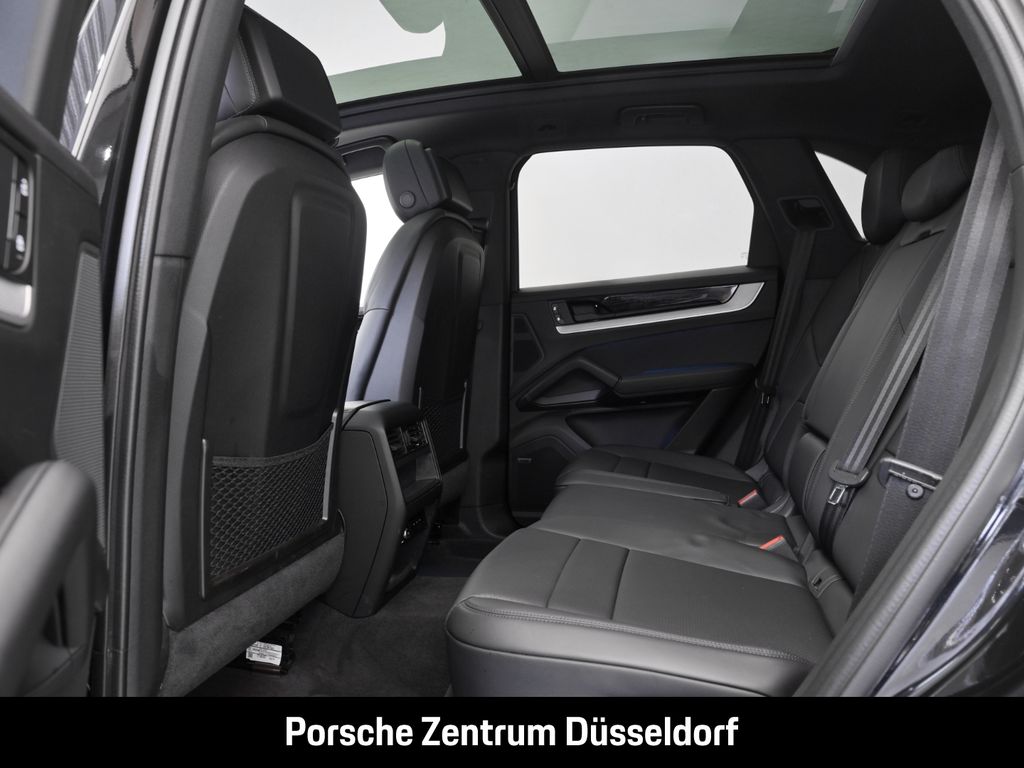 Porsche Cayenne 2024