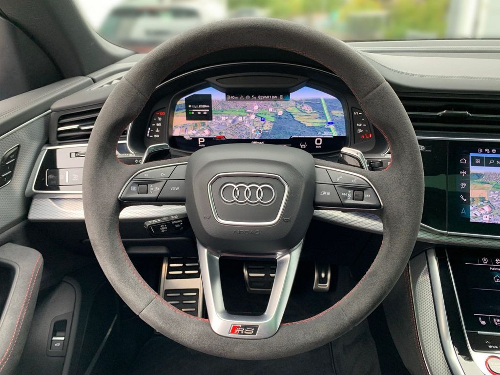 Audi RSQ8 2024