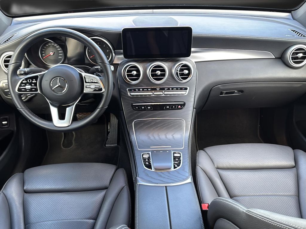 Mercedes-Benz GLC 300 2021