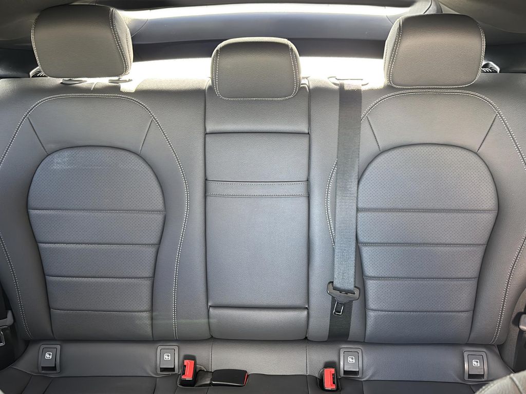 Mercedes-Benz GLC 300 2021