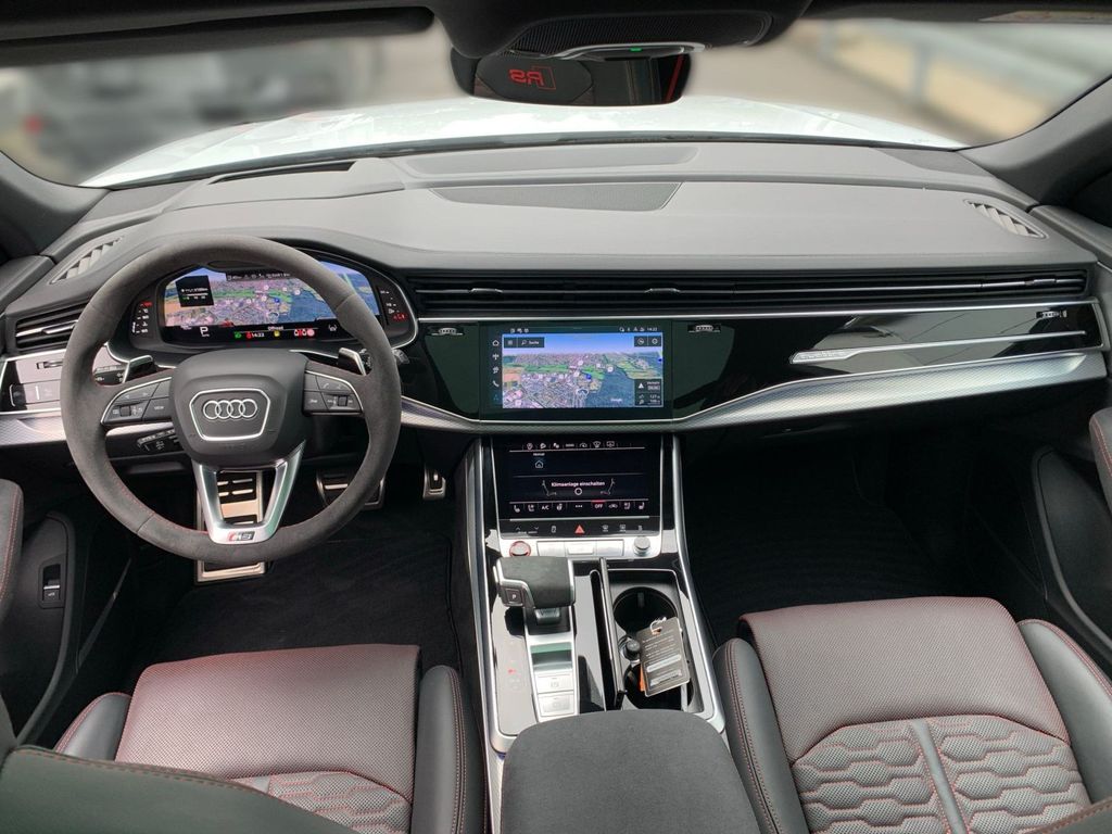 Audi RSQ8 2024