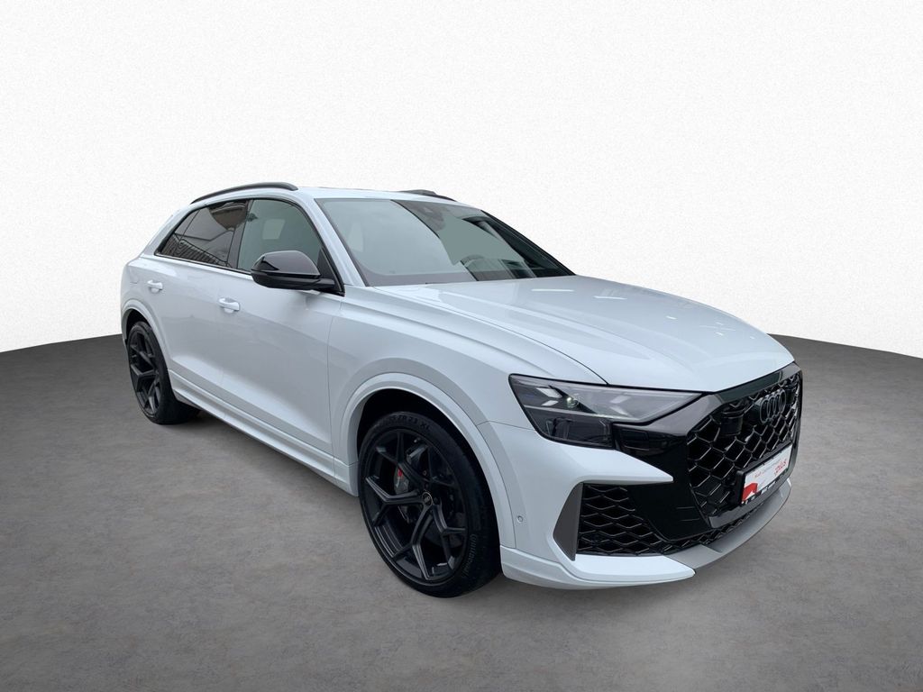 Audi RSQ8 2024