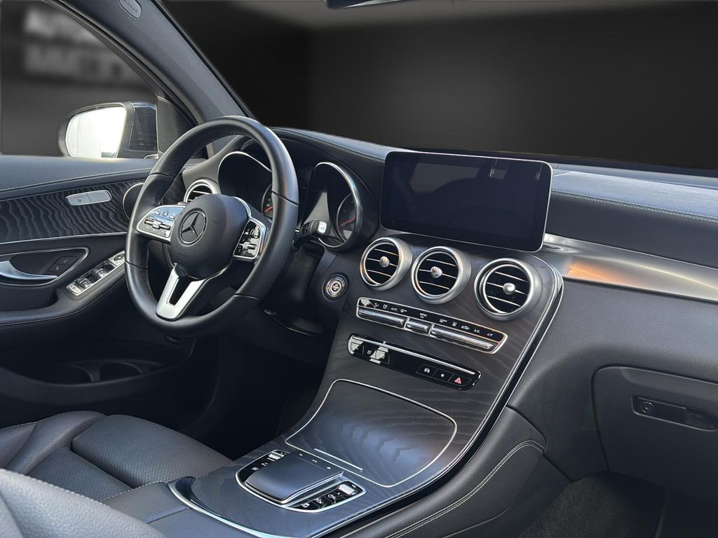 Mercedes-Benz GLC 300 2021