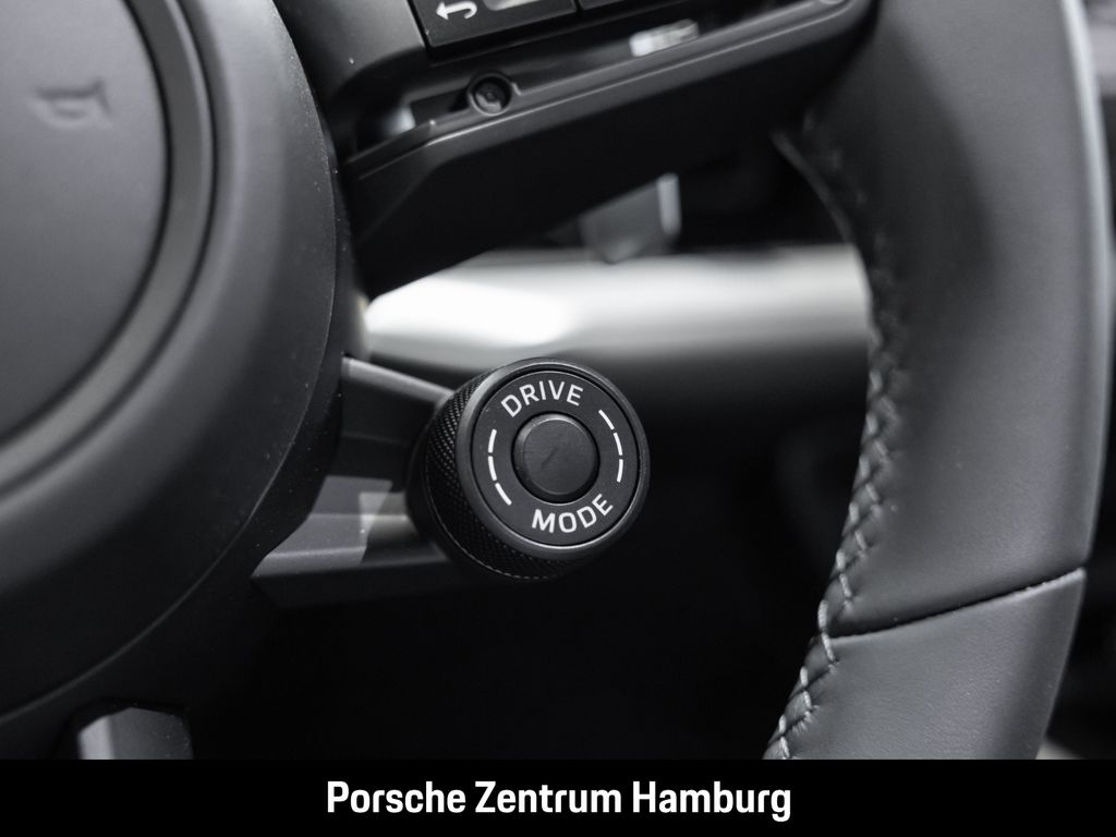 Porsche Cayenne 2025