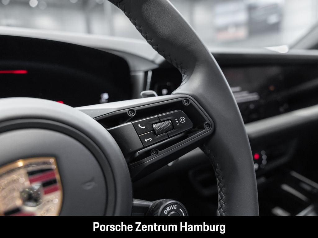 Porsche Cayenne 2025