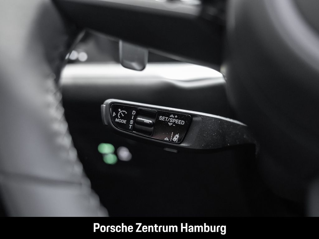 Porsche Cayenne 2025