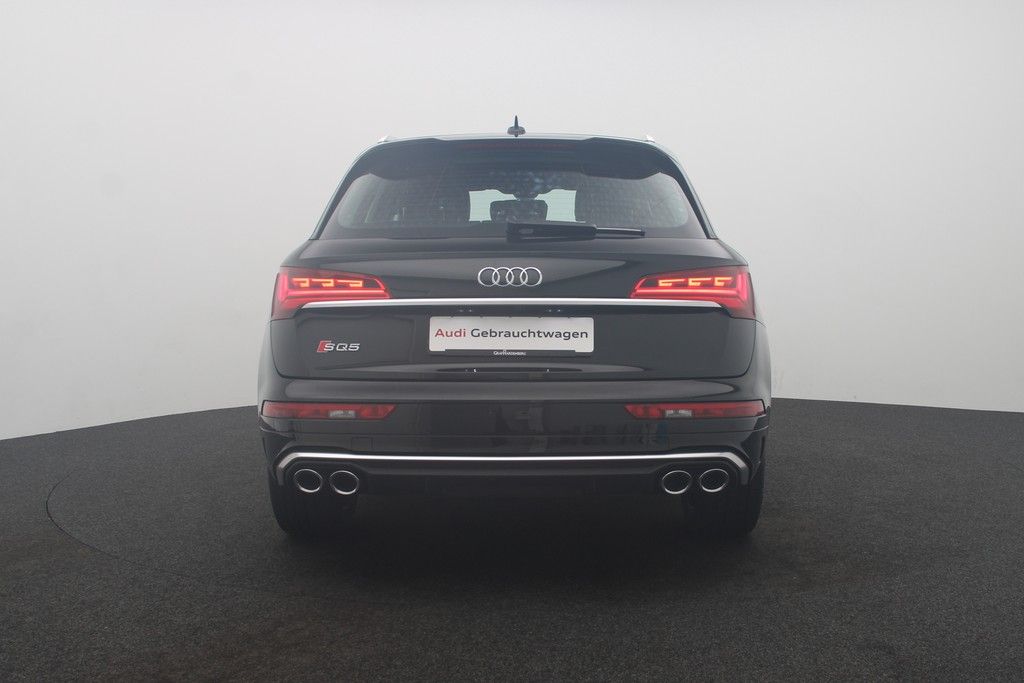 Audi SQ5 2022