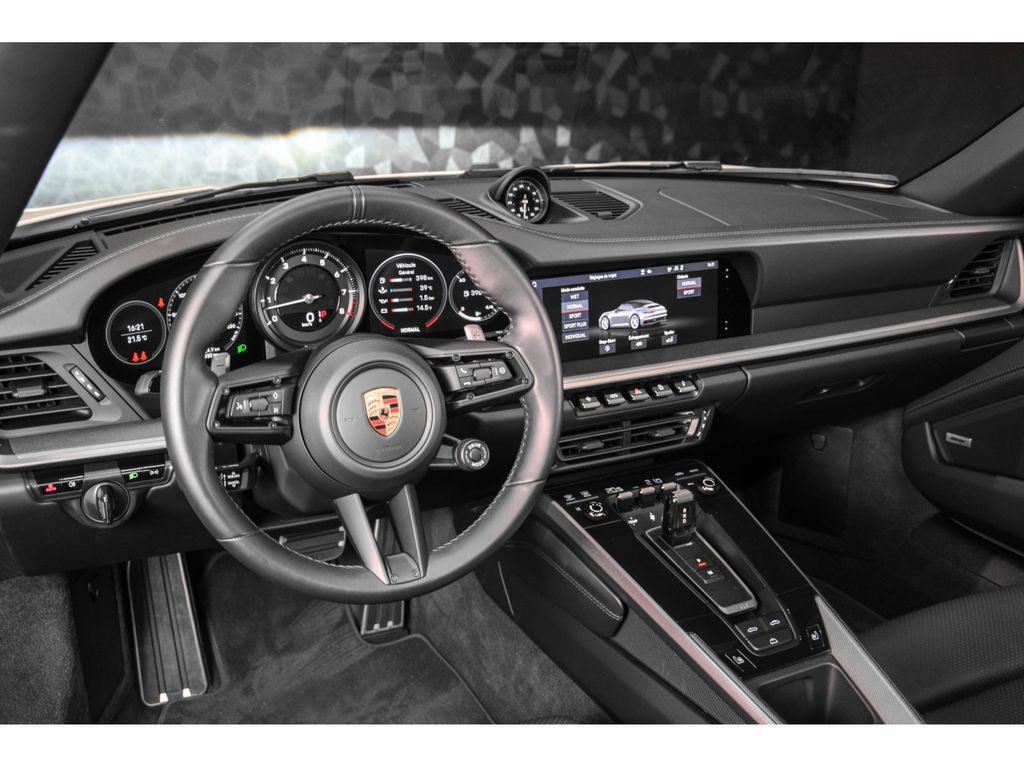 Porsche 992 2020
