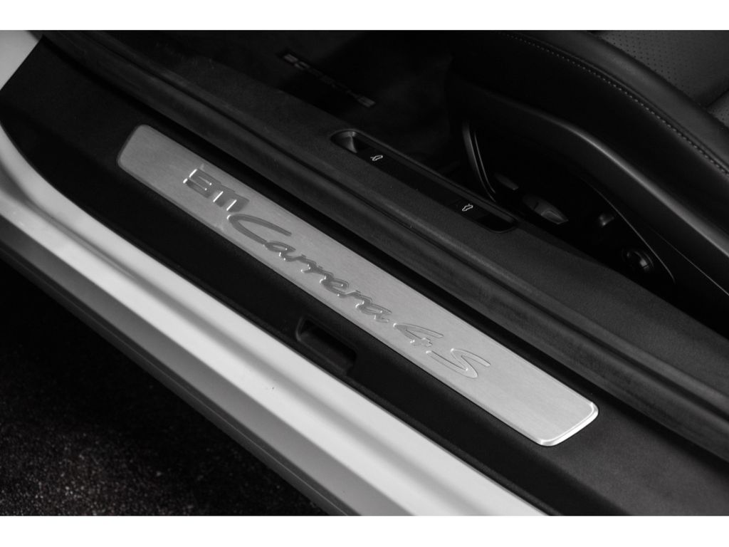 Porsche 992 2020