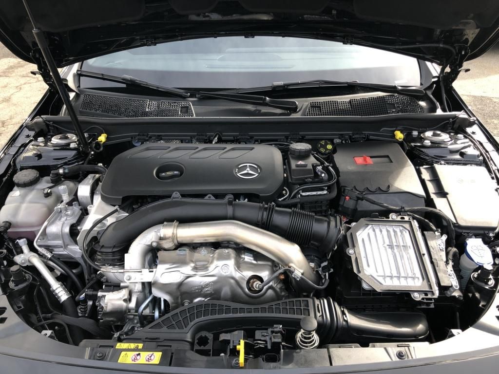 Mercedes-Benz CLA 220 2025