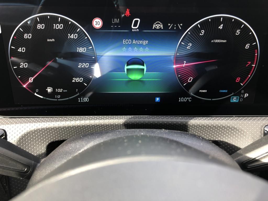 Mercedes-Benz CLA 220 2025