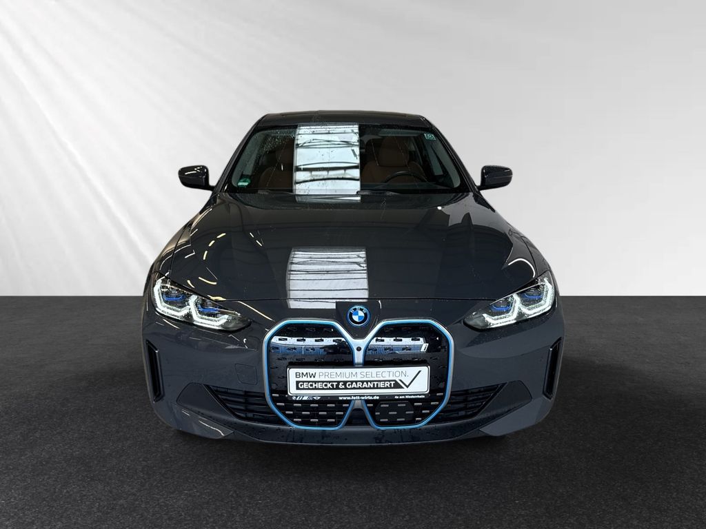 BMW i4 2023