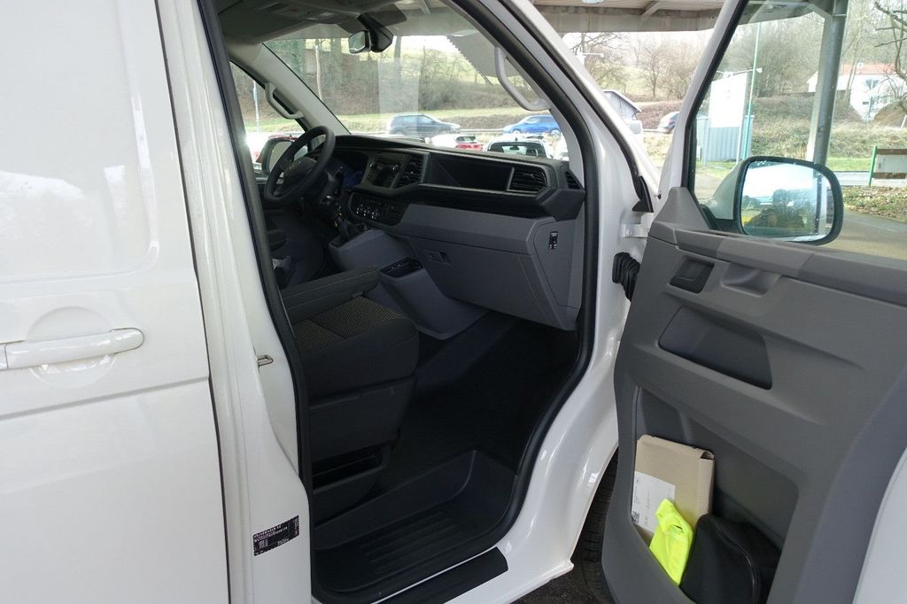 Volkswagen T6 Transporter 2025