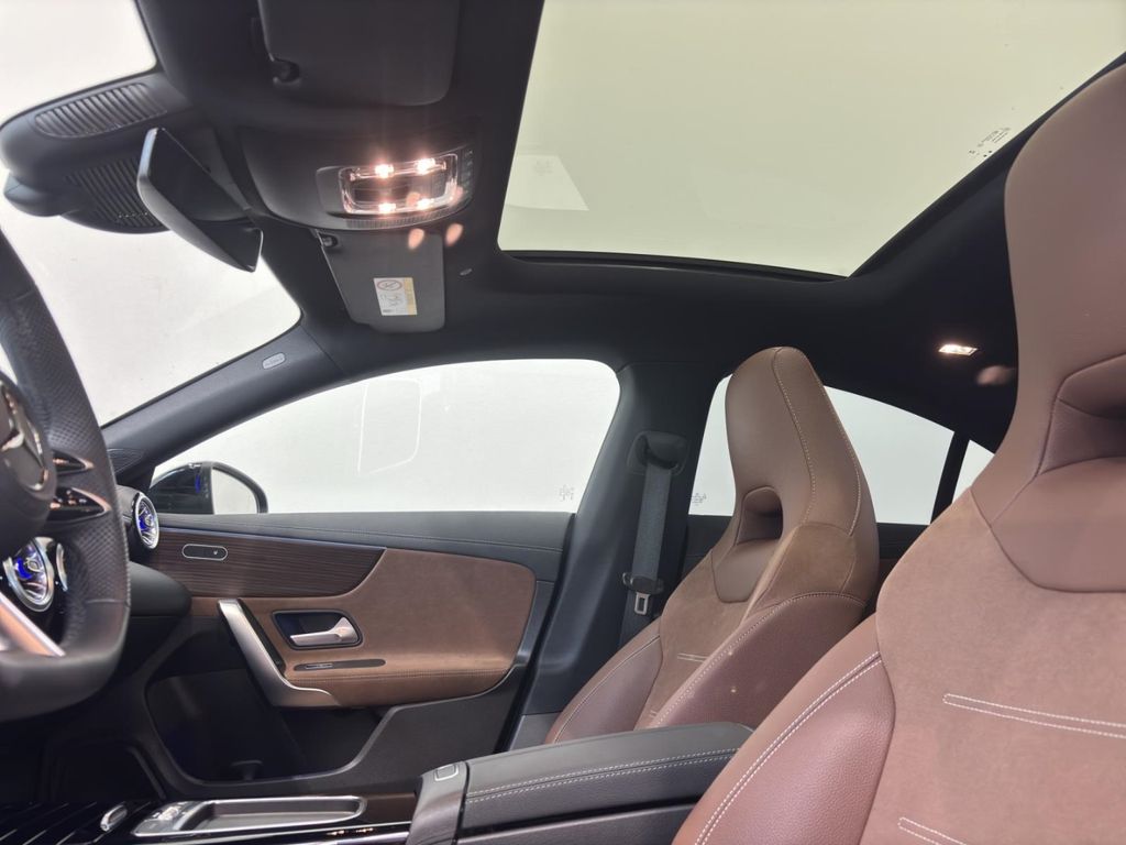 Mercedes-Benz CLA 250 2024